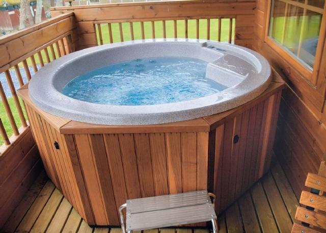 Luxury 3 Bedroom, 3 Bathroom Lodge With Hot Tub Llanbedr  Exterior foto